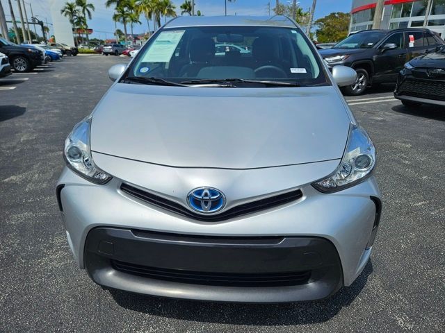 2016 Toyota Prius v Three