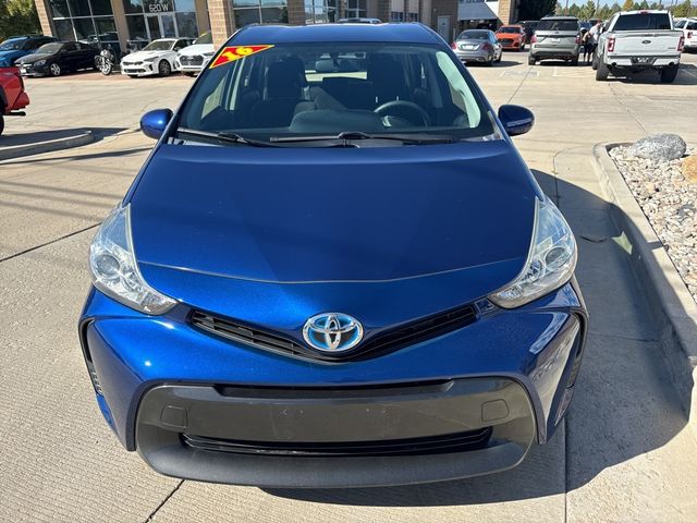 2016 Toyota Prius v Two