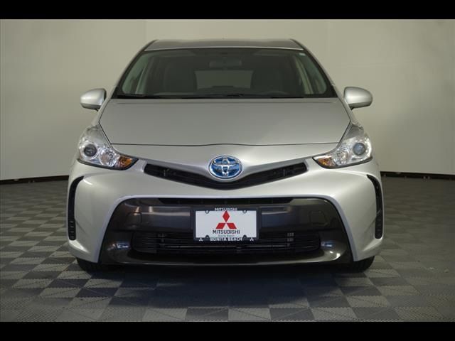 2016 Toyota Prius v Two