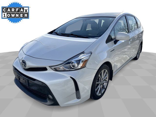 2016 Toyota Prius v Five