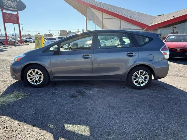 2016 Toyota Prius v Two