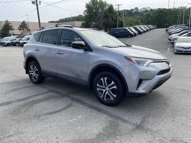 2016 Toyota RAV4 LE