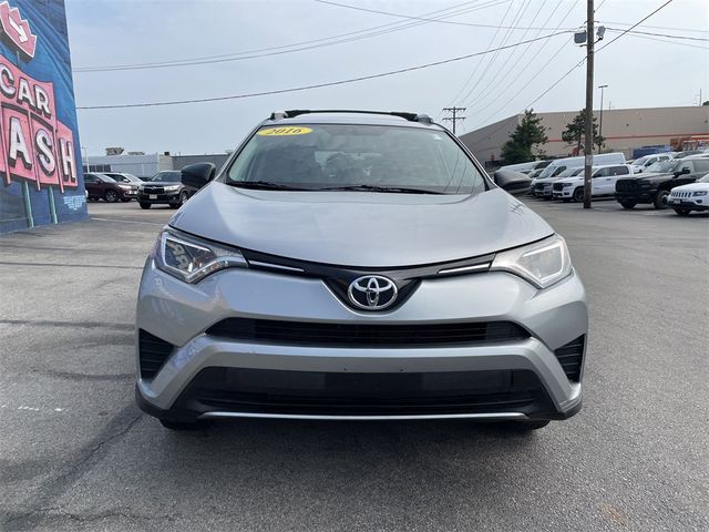 2016 Toyota RAV4 LE