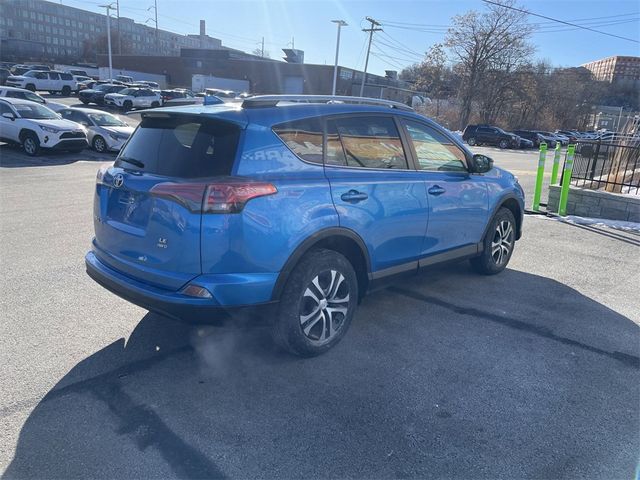 2016 Toyota RAV4 LE