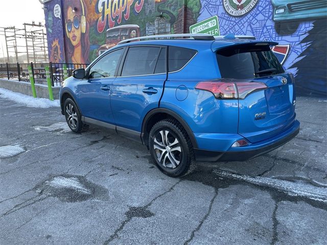 2016 Toyota RAV4 LE