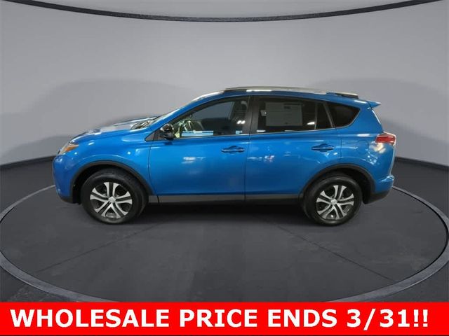 2016 Toyota RAV4 LE