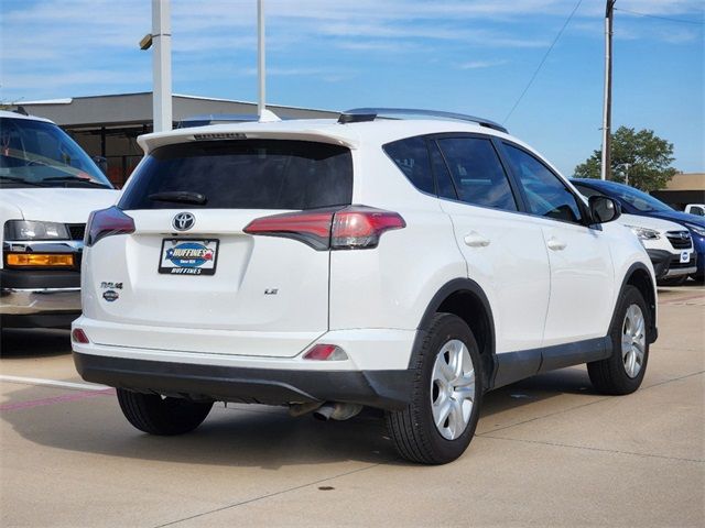 2016 Toyota RAV4 LE