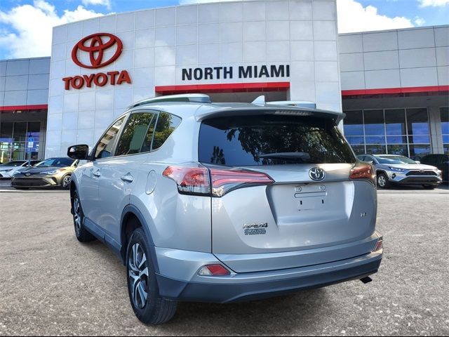 2016 Toyota RAV4 LE