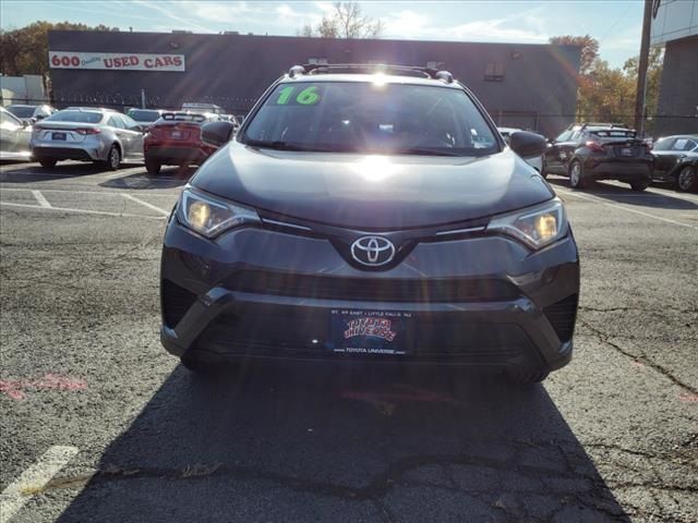 2016 Toyota RAV4 LE