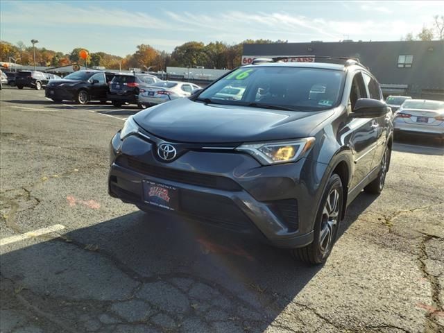 2016 Toyota RAV4 LE