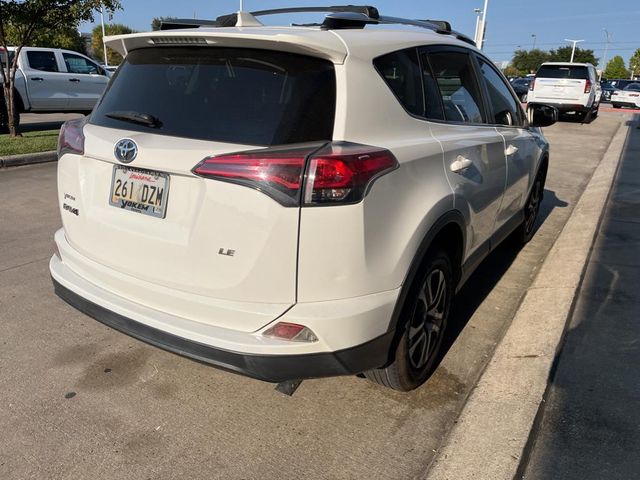 2016 Toyota RAV4 LE