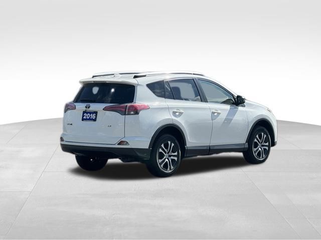 2016 Toyota RAV4 LE