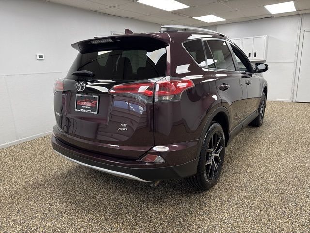 2016 Toyota RAV4 SE