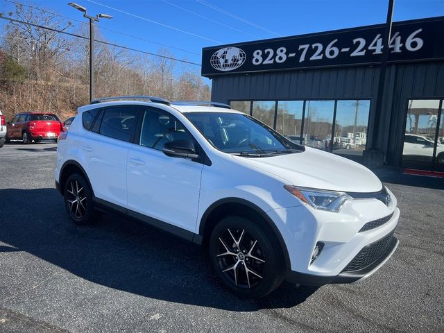 2016 Toyota RAV4 SE