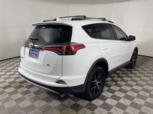 2016 Toyota RAV4 SE