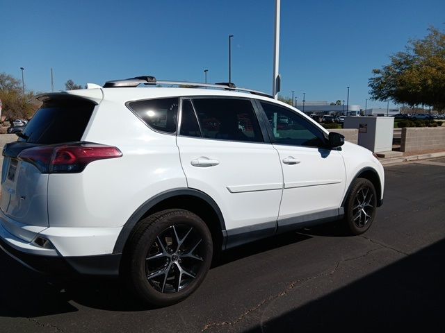 2016 Toyota RAV4 SE