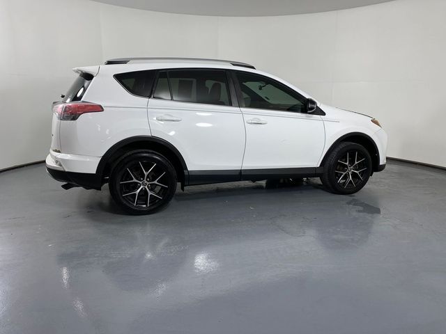 2016 Toyota RAV4 SE