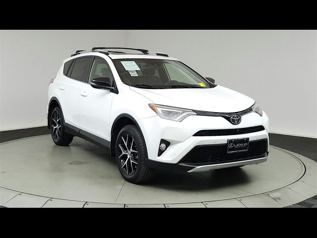 2016 Toyota RAV4 SE