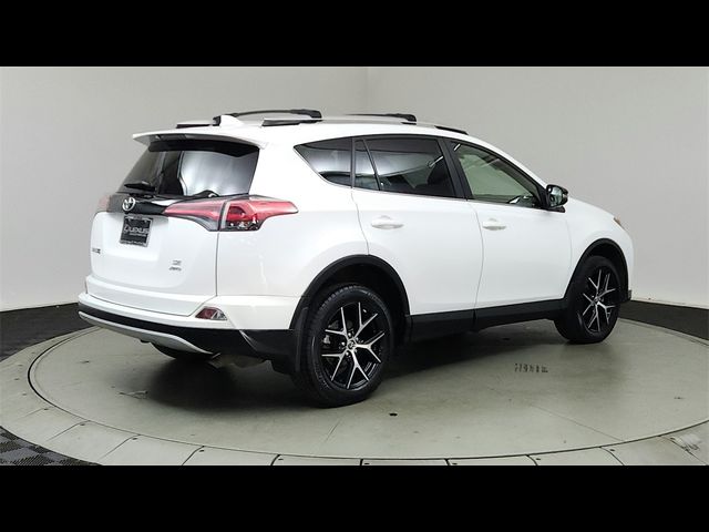 2016 Toyota RAV4 SE