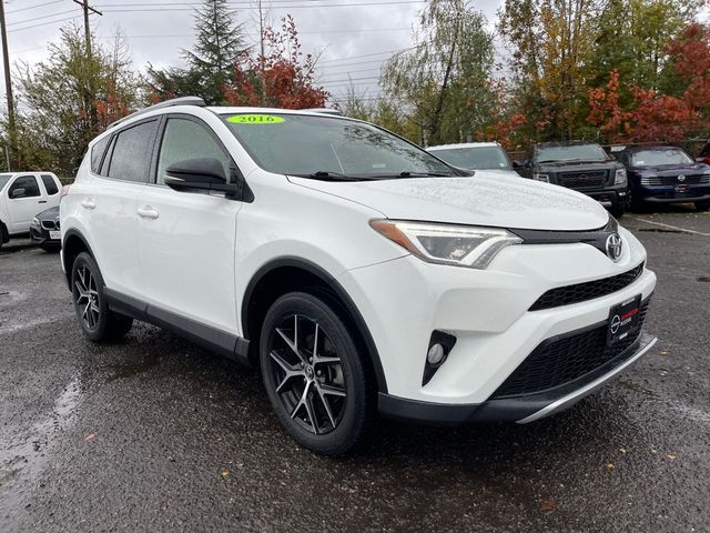 2016 Toyota RAV4 SE