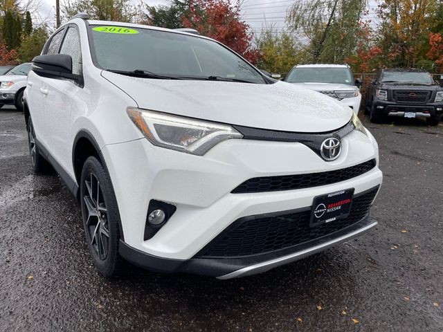 2016 Toyota RAV4 SE