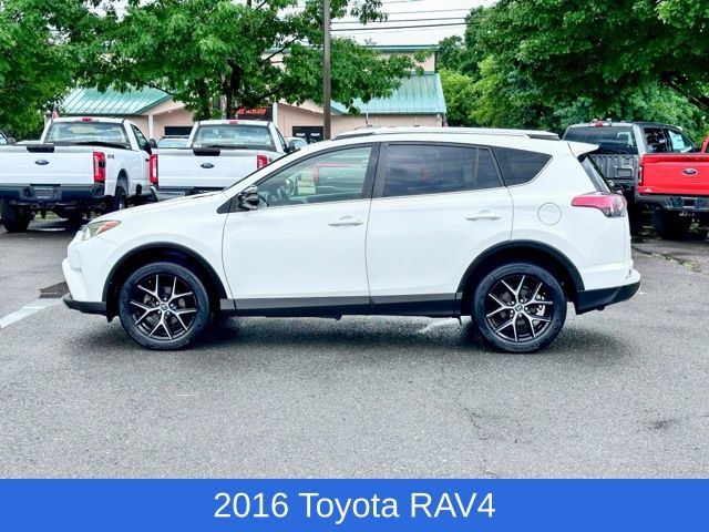 2016 Toyota RAV4 SE