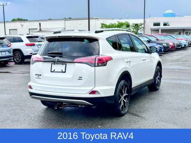 2016 Toyota RAV4 SE