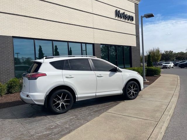 2016 Toyota RAV4 SE