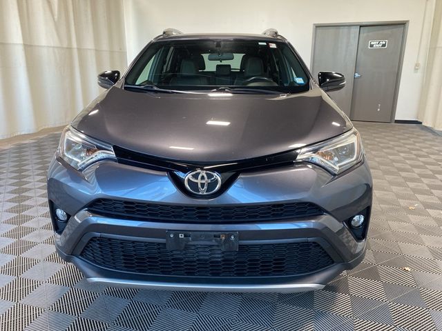 2016 Toyota RAV4 SE