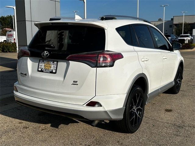 2016 Toyota RAV4 SE