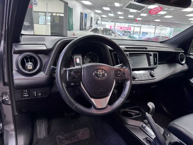 2016 Toyota RAV4 SE