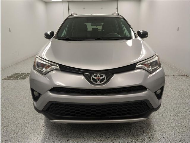 2016 Toyota RAV4 SE