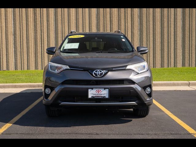 2016 Toyota RAV4 XLE