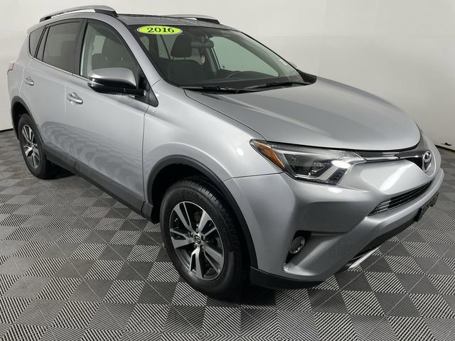 2016 Toyota RAV4 XLE