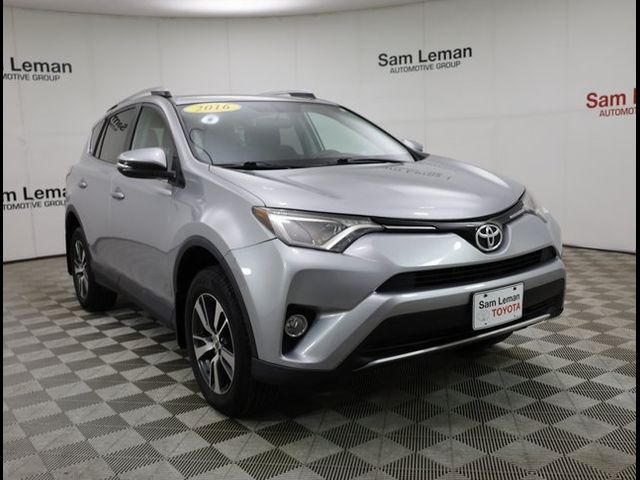 2016 Toyota RAV4 XLE