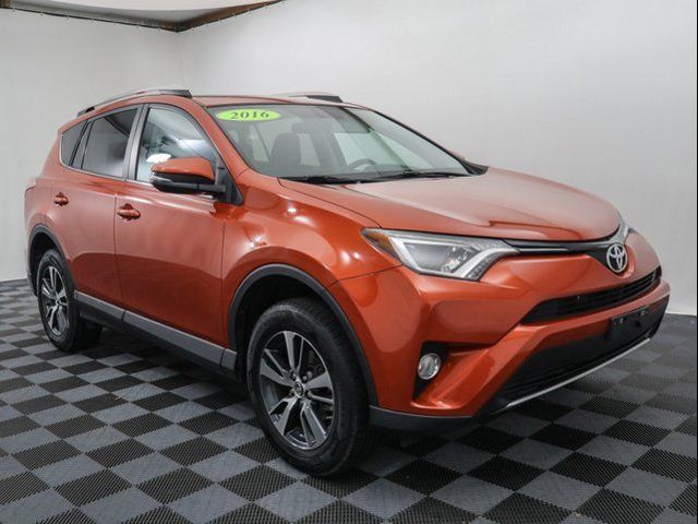 2016 Toyota RAV4 XLE