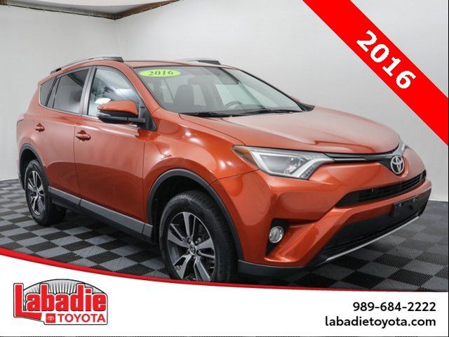 2016 Toyota RAV4 XLE