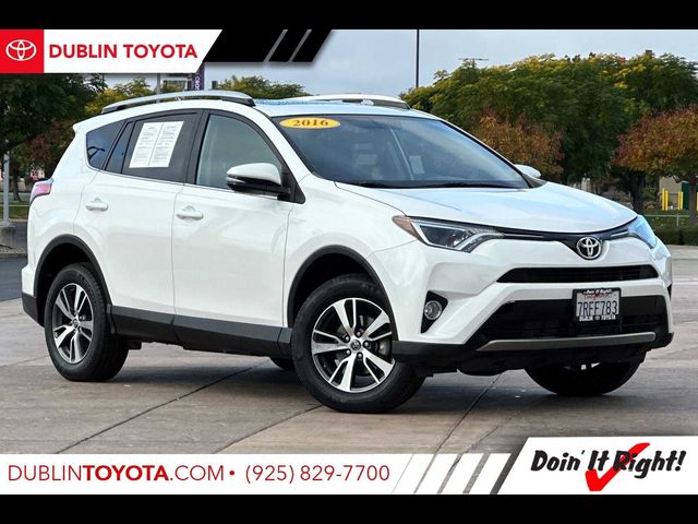 2016 Toyota RAV4 XLE