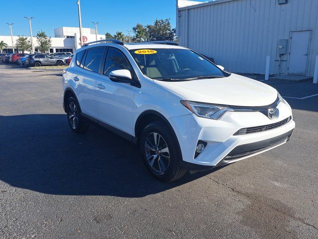 2016 Toyota RAV4 XLE