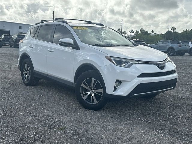 2016 Toyota RAV4 XLE