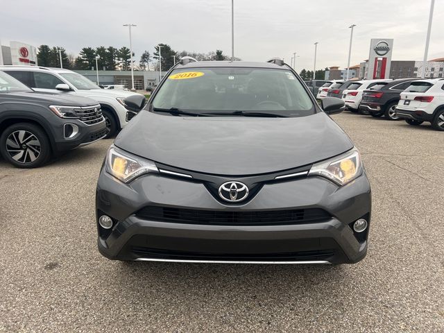 2016 Toyota RAV4 XLE