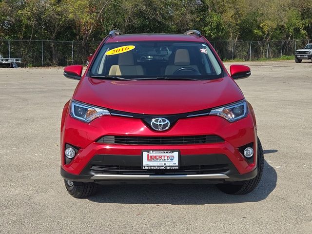 2016 Toyota RAV4 XLE