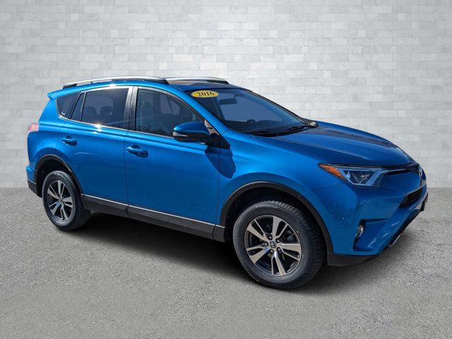 2016 Toyota RAV4 XLE