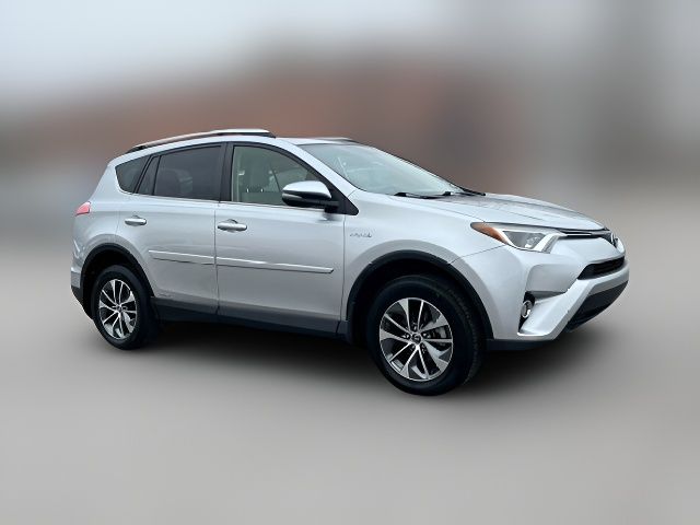 2016 Toyota RAV4 Hybrid XLE