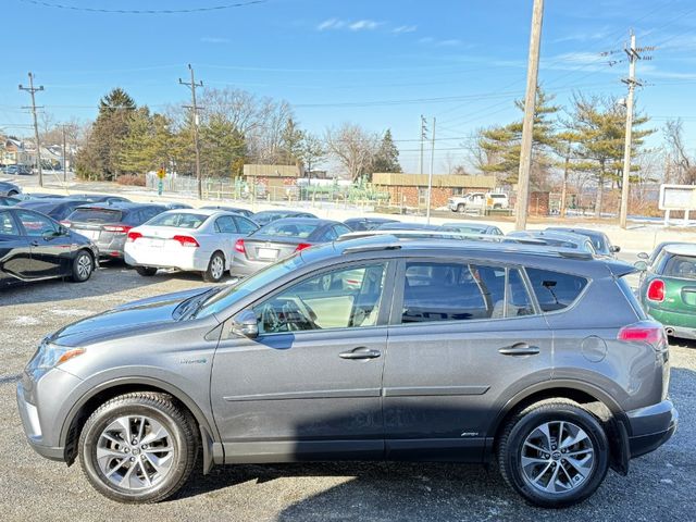 2016 Toyota RAV4 Hybrid XLE