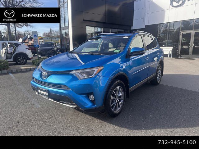 2016 Toyota RAV4 Hybrid XLE