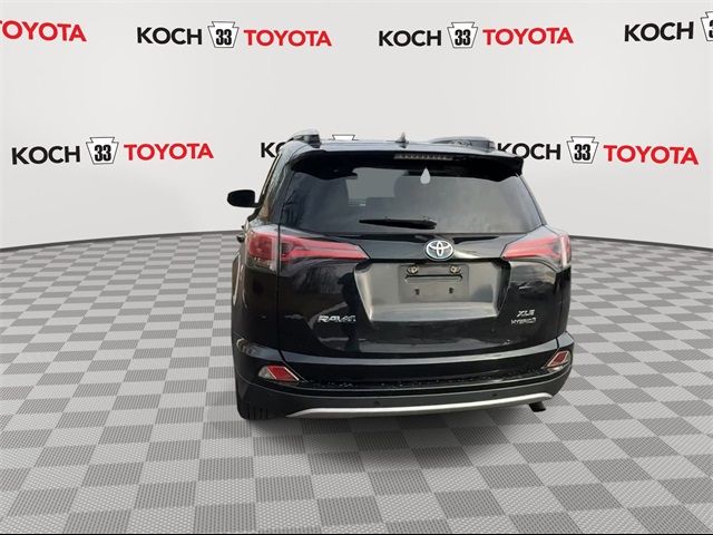 2016 Toyota RAV4 Hybrid XLE