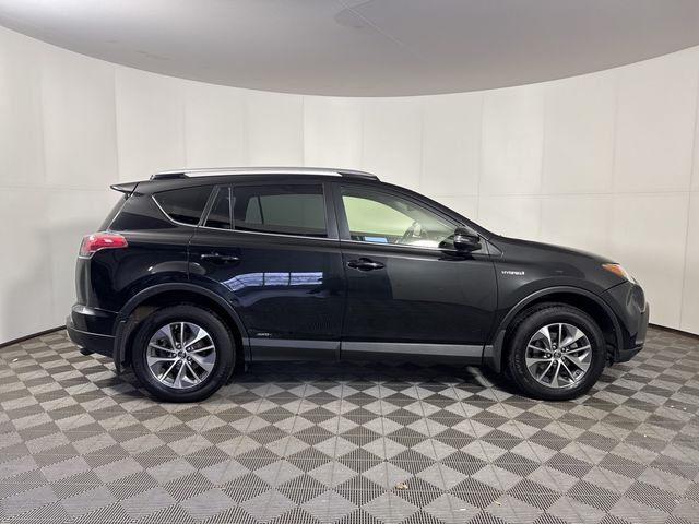 2016 Toyota RAV4 Hybrid XLE