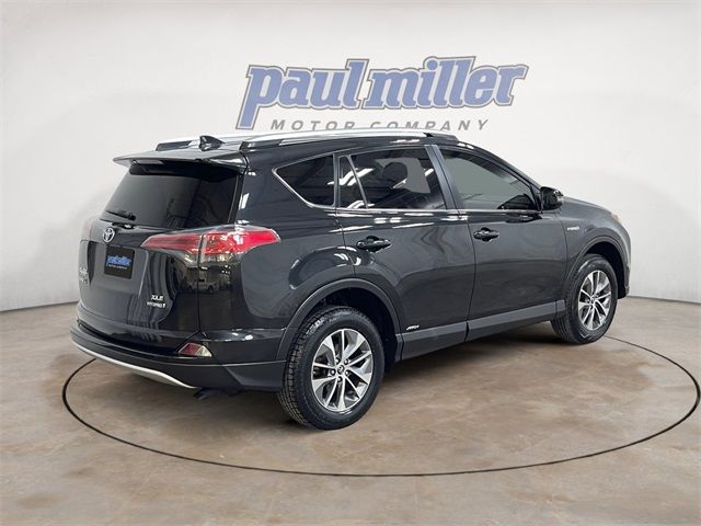 2016 Toyota RAV4 Hybrid XLE