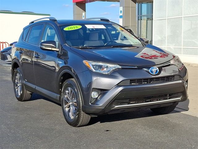 2016 Toyota RAV4 Hybrid XLE